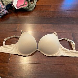 VS Pink Bombshell Bra 34D